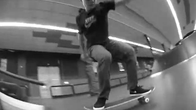 Loris Baccilleri - Shifty Boardshop - Skatepark Dijon