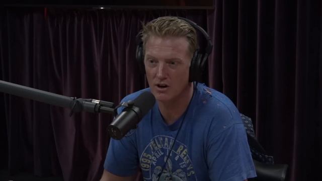 Josh Homme on Why He Doesn’t Listen to Critics смотреть онлайн