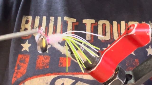 Underspin Crappie Jigs how to tie them the right way!! смотреть онлайн