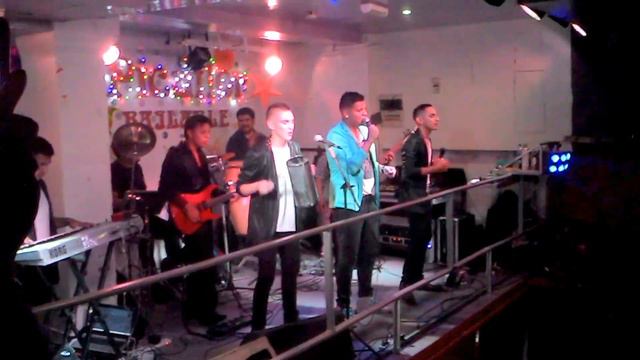DARIO FRANKO DEJAME AMARTE FM ARIAS 2015 смотреть онлайн