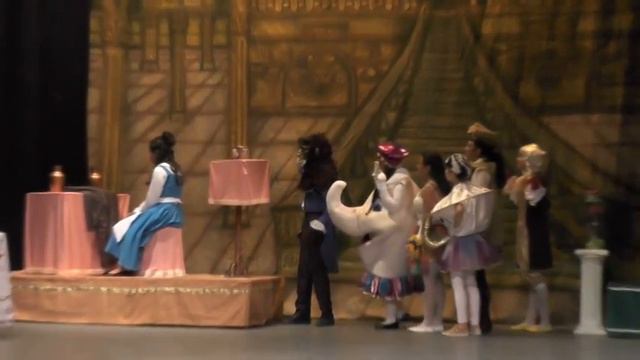 La Bella Y La Bestia 2-6 Sec Flores Magon