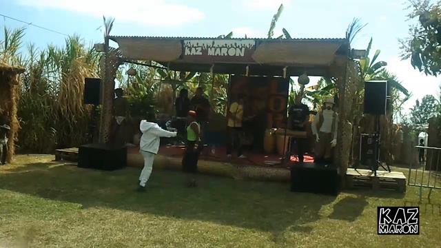 1er extrait de Zangoun lors du Kabar du 5 août 2012 à l'espace Kaz Maron смотреть онлайн