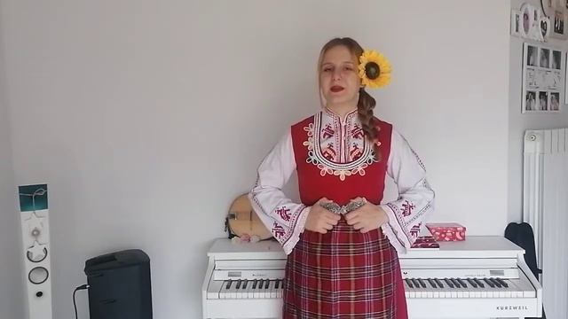 Никол Николова-3 група /фолклор-Залюбих мамо Петранка смотреть онлайн