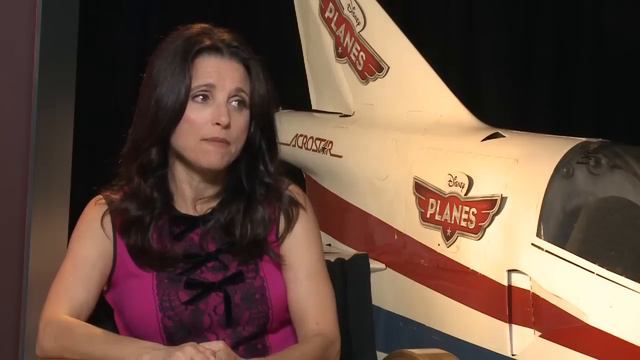 Julia Louis-Dreyfus on her 'close' connection with James Gandolfini смотреть онлайн