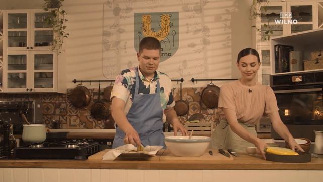 UNIA KULINARNA, odc. 14 | Roladki z cukinii z nadzieniem twarogowym, Adam Błaszkiewicz смотреть онлайн