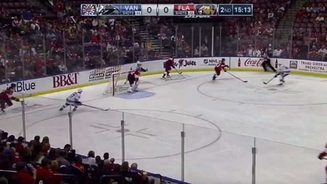 19 year old Pettersson dekes, dangles & defensive plays смотреть онлайн