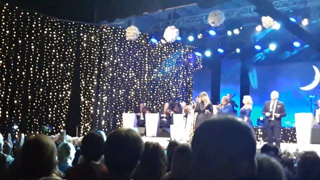 Nevena Božović - Svu noć mi bilbil prepeva (Uživo Kosovska Mitrovica RTS karavan ) смотреть онлайн