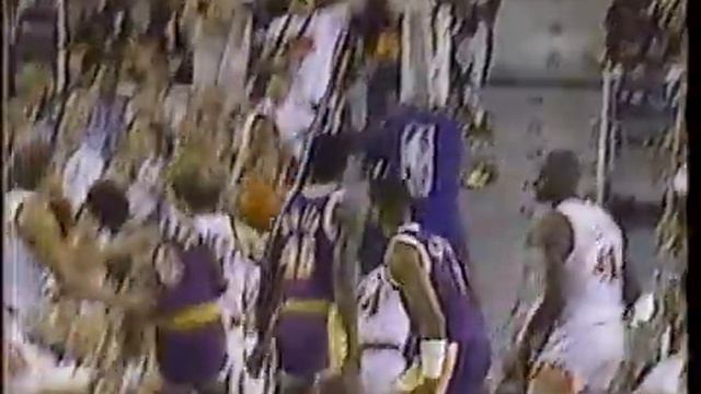 NBA Dunk - Tom Chambers Vs. Lakers