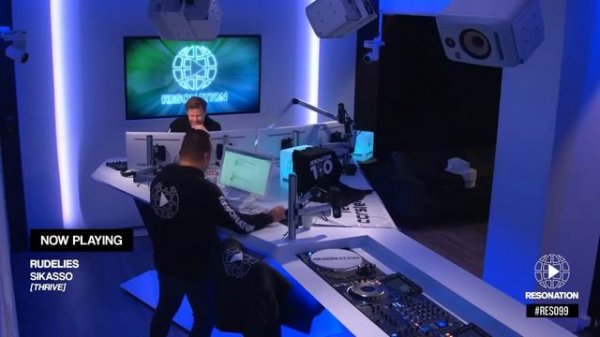 Resonation Radio #099 - Ferry Corsten