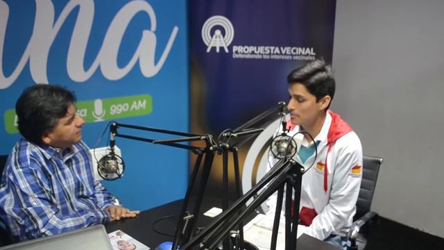 Entrevistamos A Arturo Bobbio Candidato Por Democracia Directa A Santiago De Surco.
