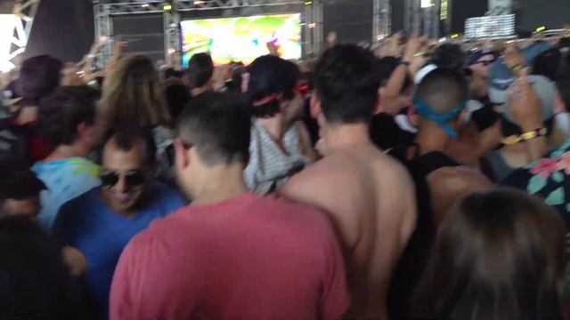 Dillon Francis смотреть онлайн