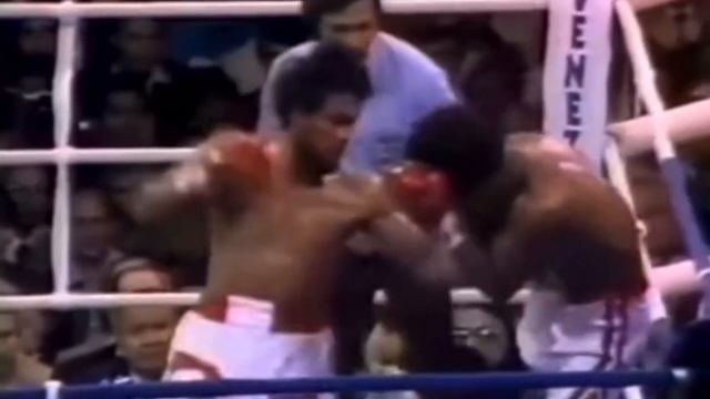 Roberto Duran - The Complete Fighter (Style Breakdown) смотреть онлайн