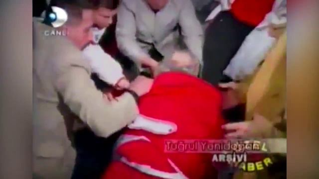 Amigo Orhan'ın Mustafa Denizli'ye uçan kafası смотреть онлайн