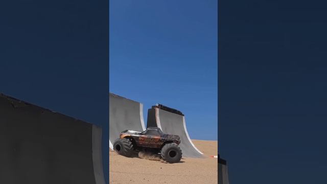 МОНСТР ТРАК смотреть онлайн