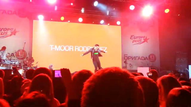 Тимур Родригес-Out In Space #ЖивойЗавтрак 27.09.2013