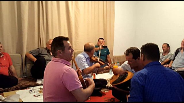 ARBEN MORINA & BASRI BALA E HASAN KODRALIU = NEPER KAFEZ