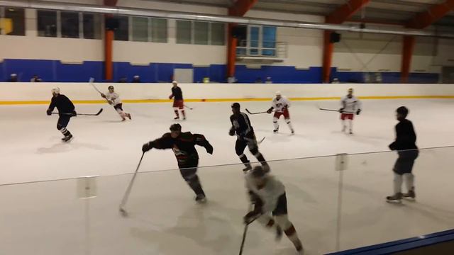 Nicholas Lang preparing game with players NHL KHL(6) смотреть онлайн