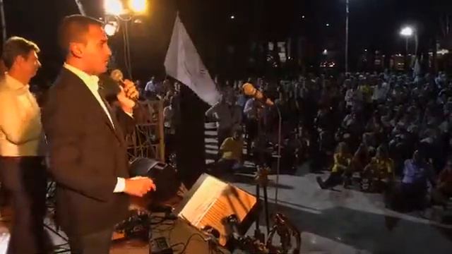 Di Maio e Di Battista (M5S) a Carrara per sostenere Francesco De Pasquale candidato Sindaco смотреть онлайн