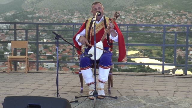 Гуслар Доброслав Бодирога ГД Војвода Лука Вукаловић, Манифестација "Крсташи се барјаци разише" смотреть онлайн