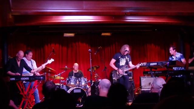 Cruise To The Edge 2019 Late Night Jam Pitchman w Michael Sadler and Mike Thorne from SAGA смотреть онлайн