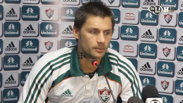 Rafael Sobis comenta a boa fase ao lado de Fred смотреть онлайн