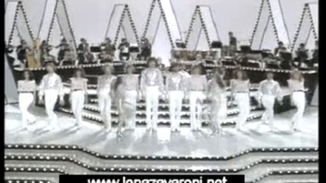 Lena Zavaroni 'It's not where you start it's where you finish' - Lena and Bonnie Show смотреть онлайн