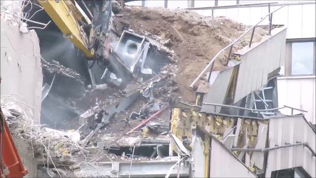 Excavator Komatsu PC 490 - Mannesmannufer #1 by Ernst (Time lapse) смотреть онлайн