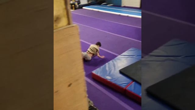 Elliott Higgins best of January смотреть онлайн