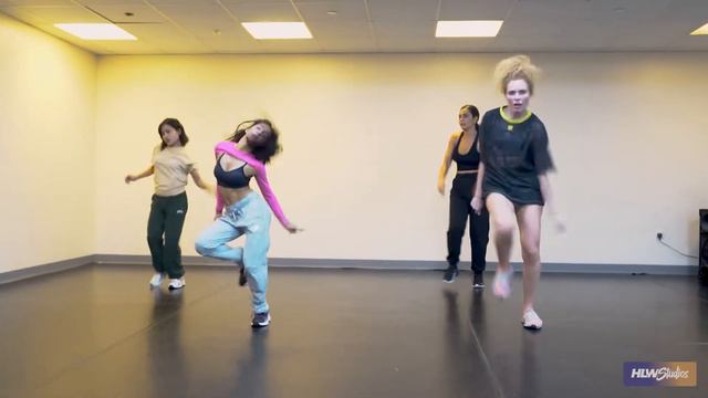 PON DE REPLAY -  RIHANNA | MATTHEW ALMODOVAR  CLASS