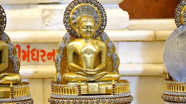 SHRI SHANTINATH JINALAY JINENDRA AARTI - DAY 10