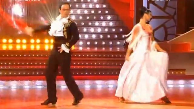 Yuri Askarov & Ekaterina Vaganova - Dancing with the Stars Russia 2009 Week 8 смотреть онлайн
