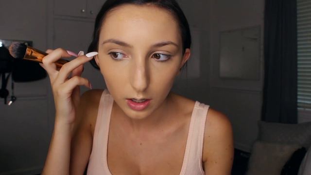 Full Face Using Grandma's Makeup смотреть онлайн