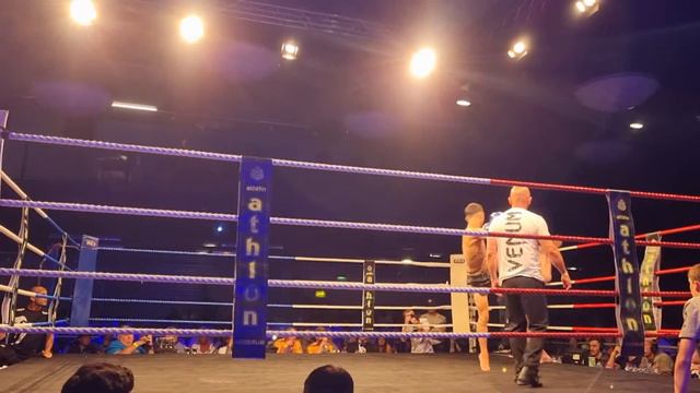 Anthony Deary Fights A Very Good Man And Comes Out The Winner