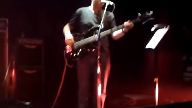 Guy Pratt + Jon Carin - Run Like Hell (ND Ateneo, Buenos Aires, 11.10.12) HD смотреть онлайн