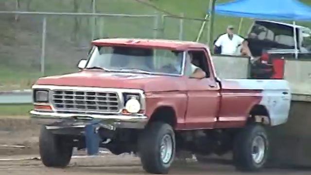 Mike Alcorn Franklin Co Fair Pull 7 13 09 смотреть онлайн