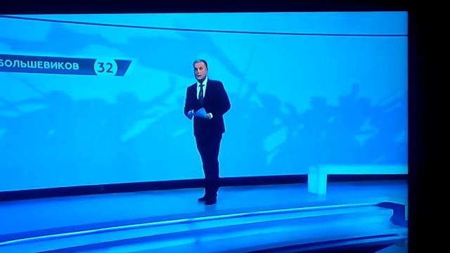 VID 20171011 193622  РУССКИЕ ПРЕЗИДЕНТЫ - ПРЕЗЕНТЫ БЕРУТ СОБАЧКАМИ