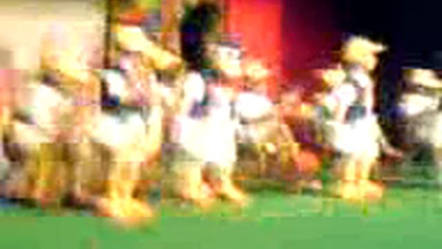 nora u gradinku смотреть онлайн