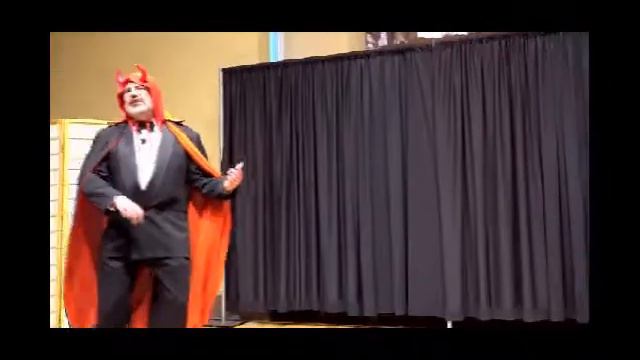 David Spiro sings "Those were the Good Old Days" from Damn Yankees смотреть онлайн