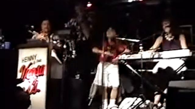 Henny & The Versa J's (1993) - Polish Sausage Polka смотреть онлайн