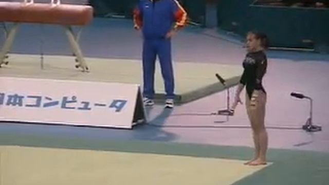 Oana Petrovschi (ROU) 2002 Chunichi Cup FX смотреть онлайн