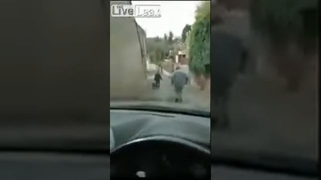 British road rage song. смотреть онлайн