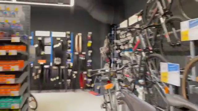 What is DECATHLON and who is Michel Leclercq? смотреть онлайн