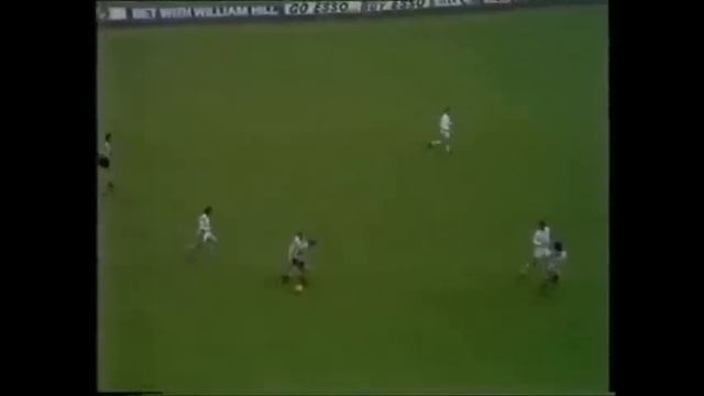 Norman Hunter - Bites Yer Legs