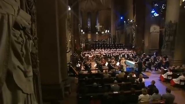 Ave Maria смотреть онлайн