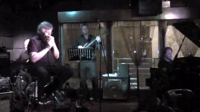 Sliding - Hendrik Meurkens Quartet East смотреть онлайн