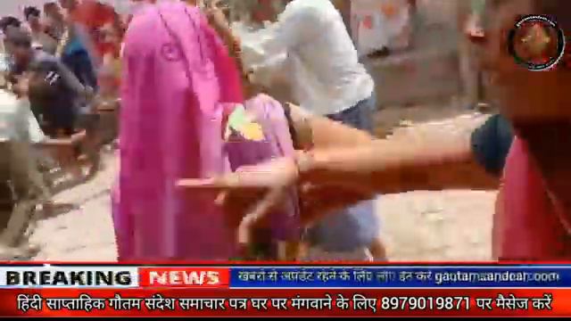 गांव में लाठी डंडों से लड़ाई смотреть онлайн