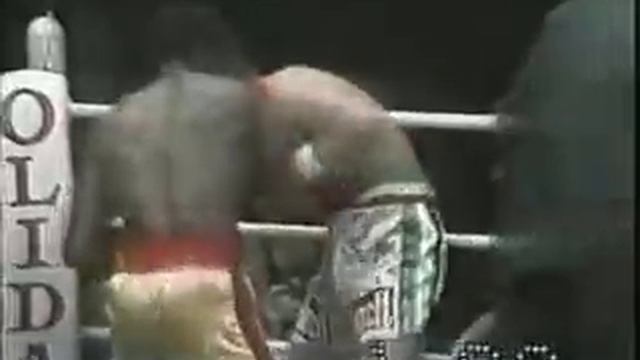 Julio Cesar Chavez vs. Rocky Lockridge [1/5] смотреть онлайн