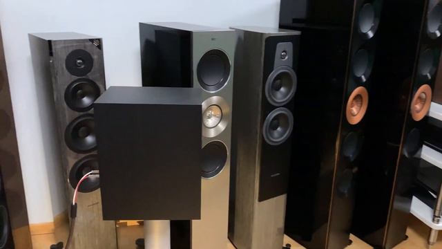 Triangle BOREA BR03 Norah Jones Stumble On My Way_1080pFHR смотреть онлайн