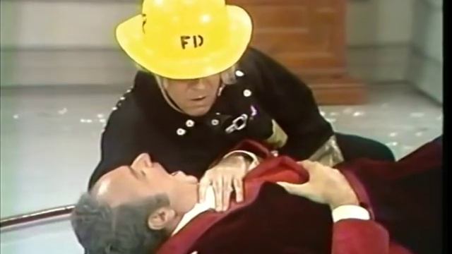 Carol Burnett - Bust Ups, Bloopers & Blunders Pt.1 смотреть онлайн
