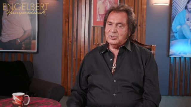 Flashback Friday 06 • 'My Time in the Army' with Engelbert Humperdinck смотреть онлайн